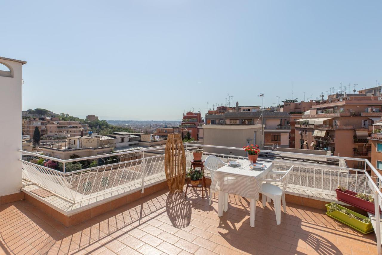 Appartement Iflat Shiny Penthouse In Balduina à Rome Extérieur photo