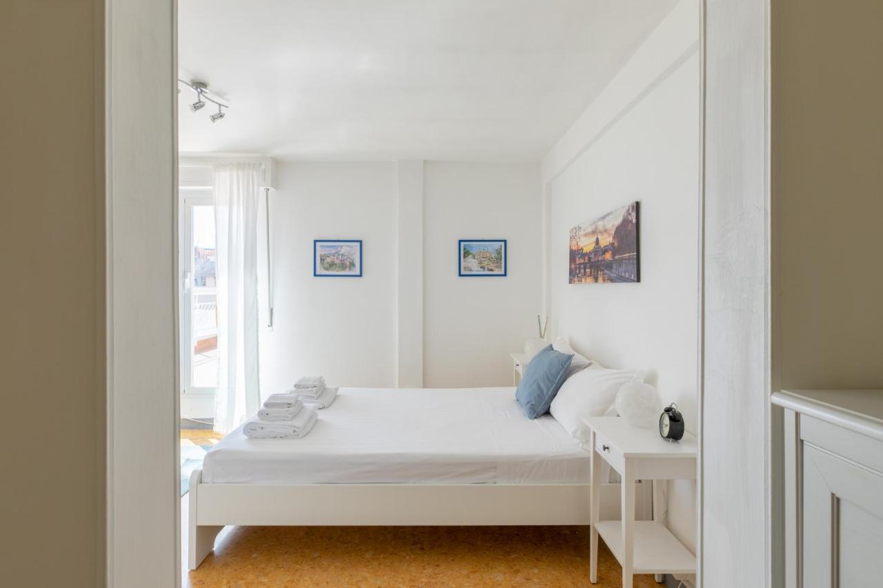 Appartement Iflat Shiny Penthouse In Balduina à Rome Extérieur photo